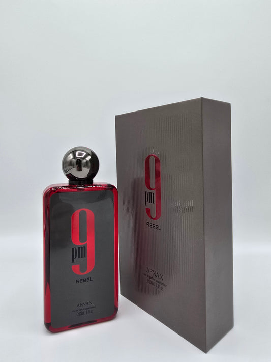 9 PM Rebel Afnan EDP 100ml - Dettaglio Bottiglia Profumo Audace Intenso