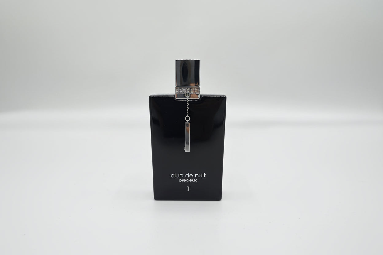 Dettaglio bottiglia Armaf Club de Nuit Precieux extrait de parfum 55ml luxury
