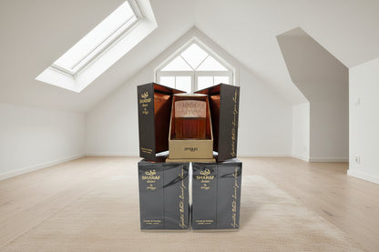 Confezione Lussuosa Zimaya Sharaf Divine Extrait de Parufmes 100ml - Fragranza orientale unisex di nicchia, elegante packaging dorato