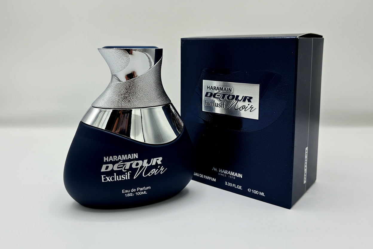 Dettaglio bottiglia Al Haramain Detour Noir profumo mela lavanda gelsomino vaniglia

